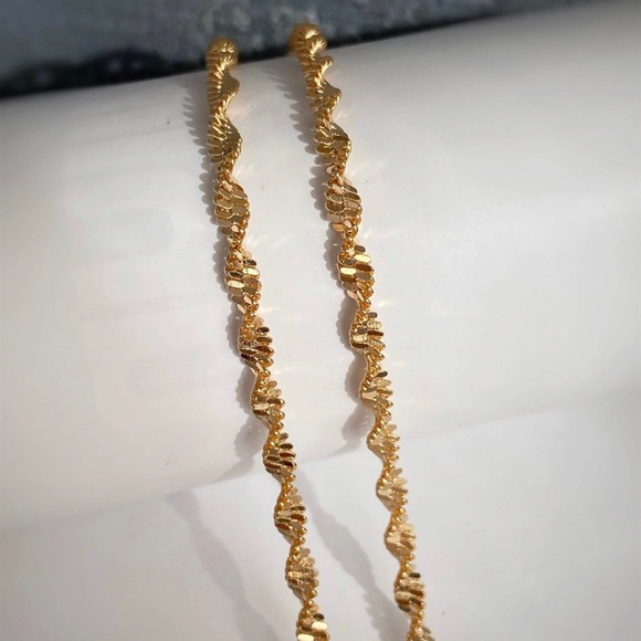 Necklace 18k Gold Plated Spiral Chain Necklace Luxury Jewelry - Picture 3 of 11